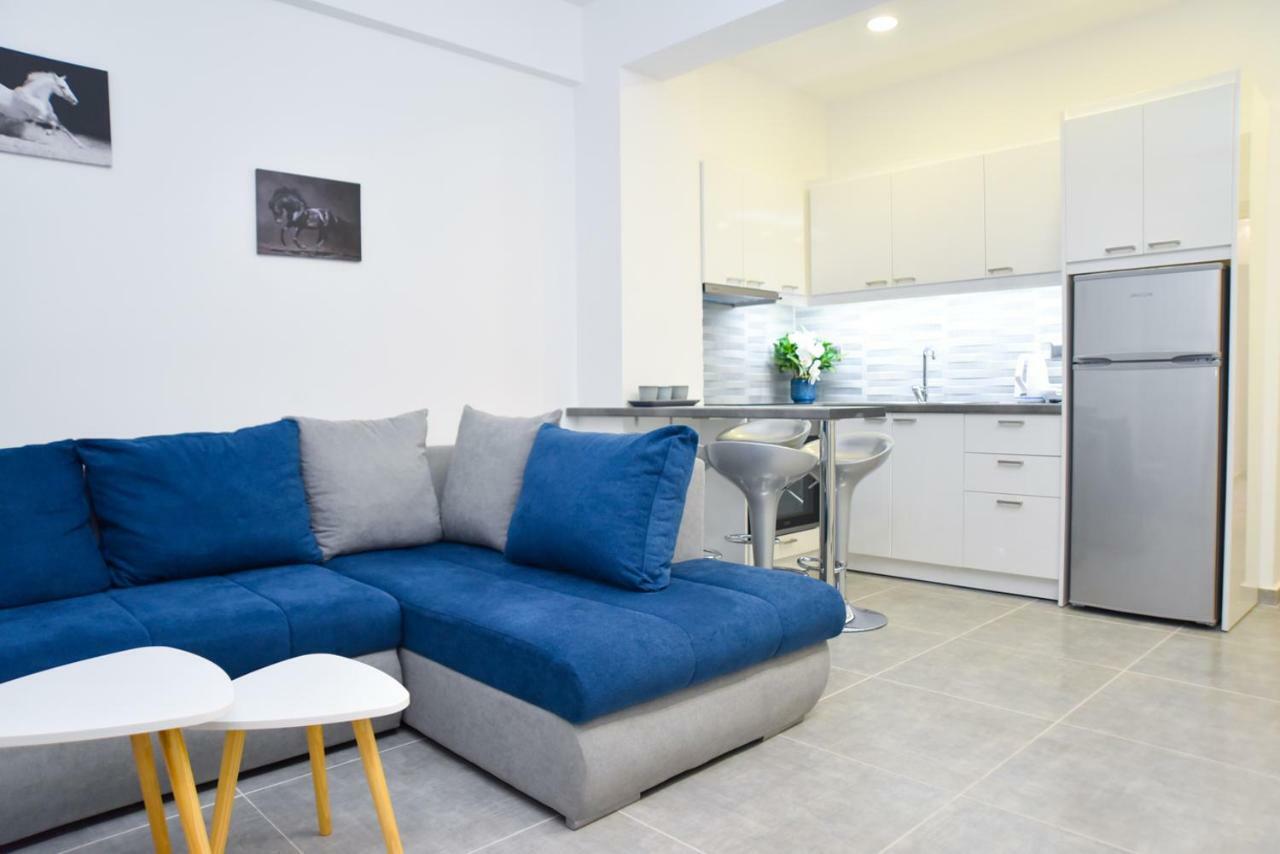 La Perla Apartment 2 Kalamáta Eksteriør bilde