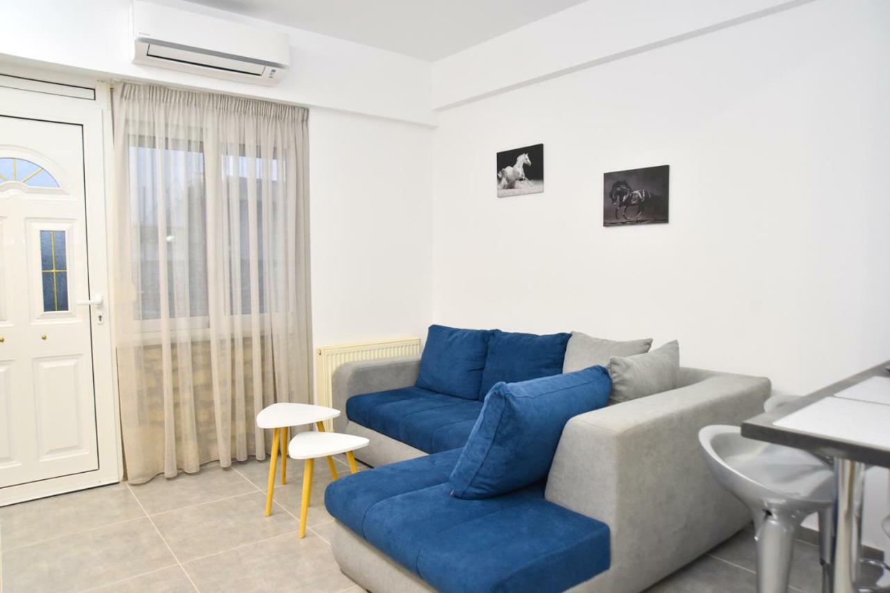 La Perla Apartment 2 Kalamáta Eksteriør bilde