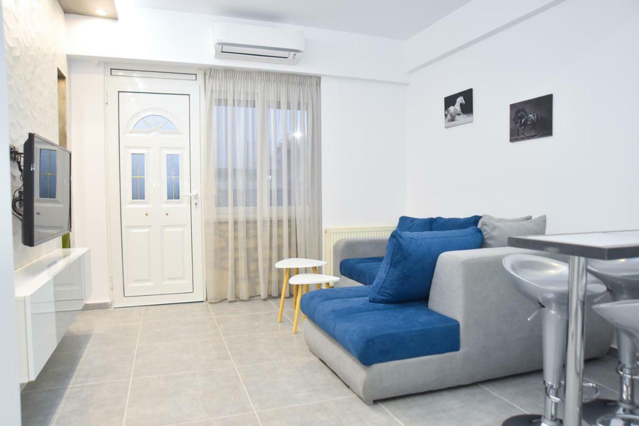 La Perla Apartment 2 Kalamáta Eksteriør bilde